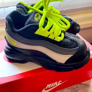 💥NEW! Nike Air Max 95 toddler